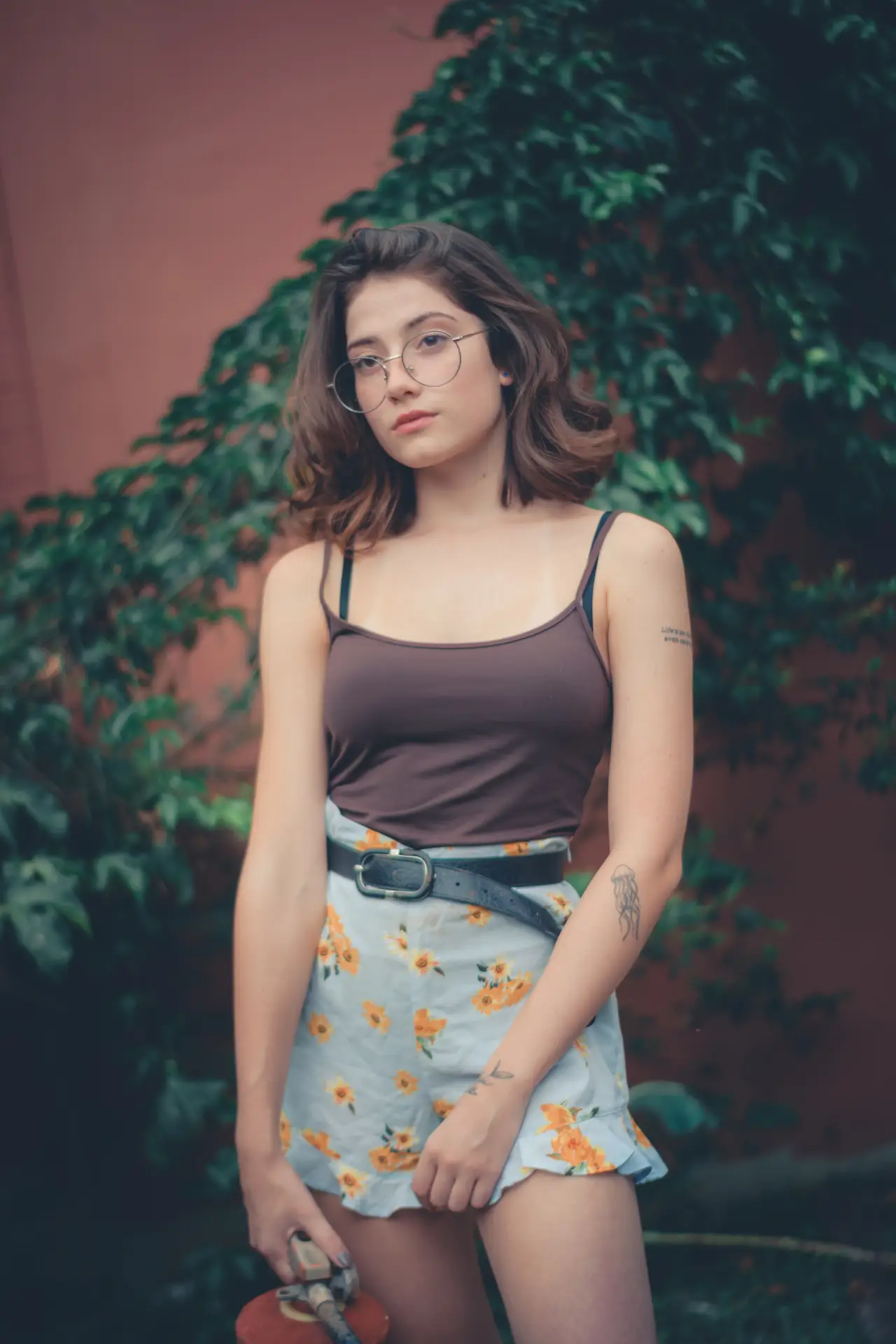 Sleeveless Solid Brown Top - Image 4